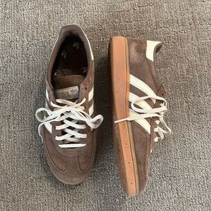 Adidas Handball Spezial Brown and Cream Sneakers Men’s size 9